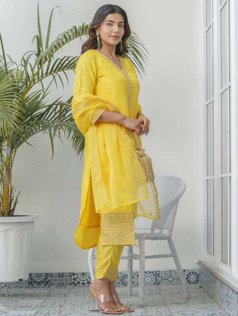 women self design three quarter sleeve kurta pant with dupatta set - 22282156 -  Standard Image - 3
