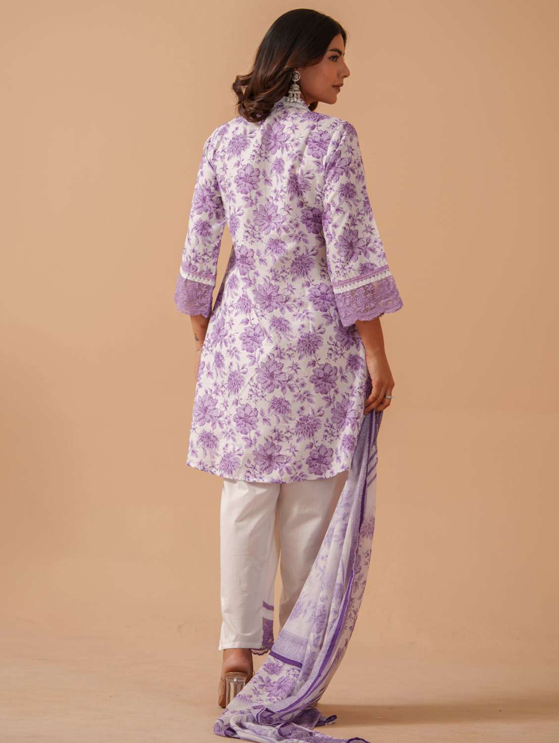 Women Floral Three Quarter Sleeve Kurta Pant With Dupatta Set - 22282165 -  Standard Image - 3