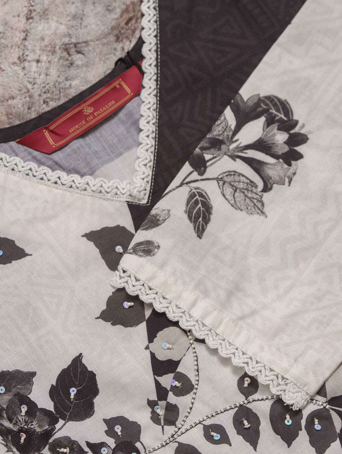 women printed three quarter sleeve kurta pant with dupatta set - 22282173 -  Standard Image - 5