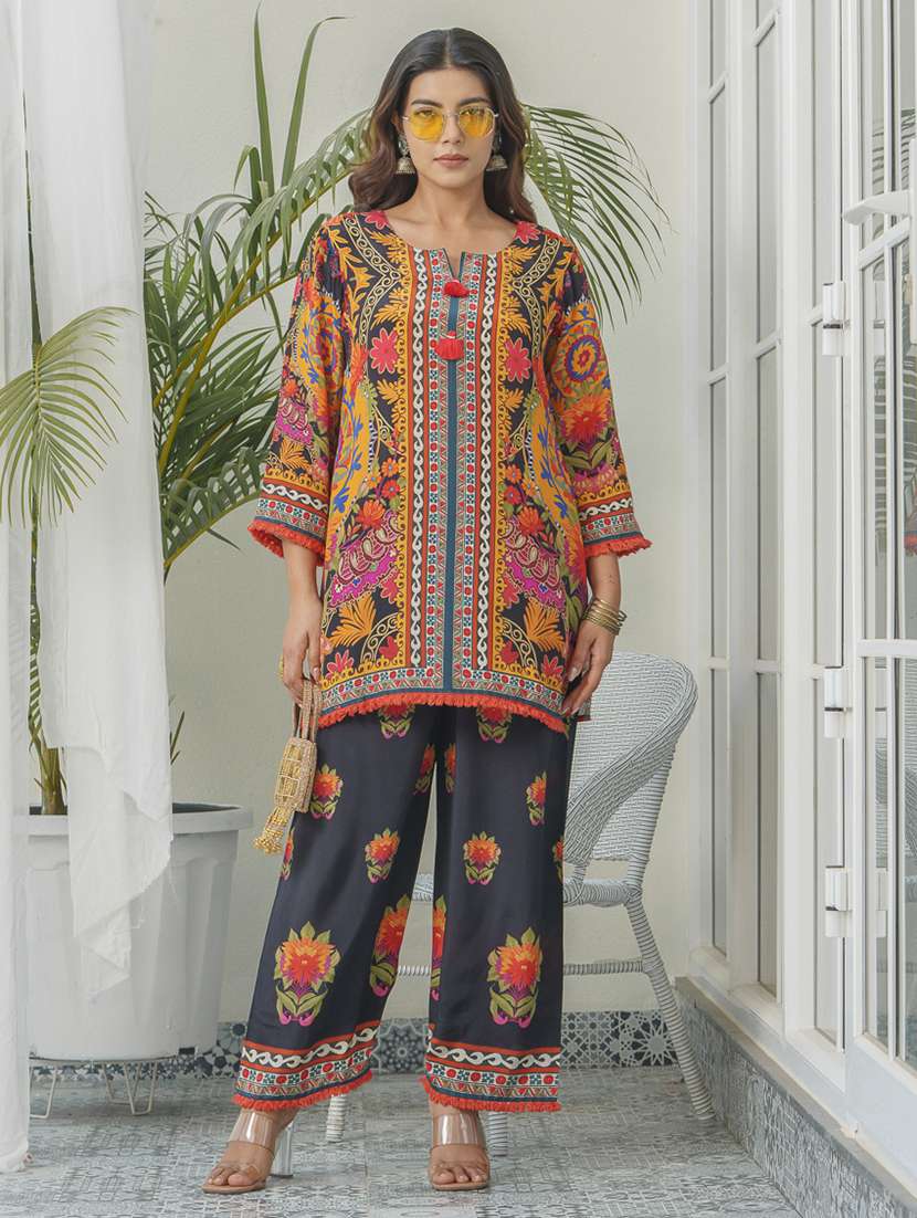 women printed three quarter sleeve ethnic co-ord set