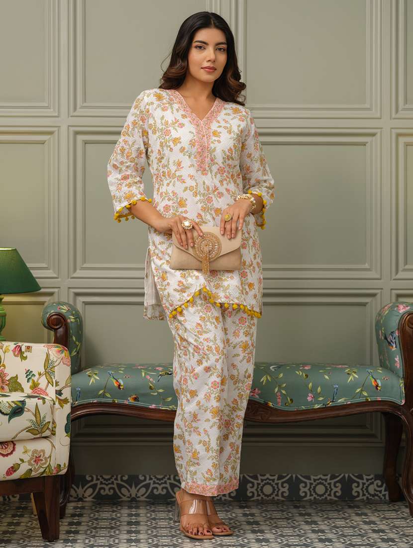 women printed three quarter sleeve ethnic co-ord set - 22282189 -  Standard Image - 3