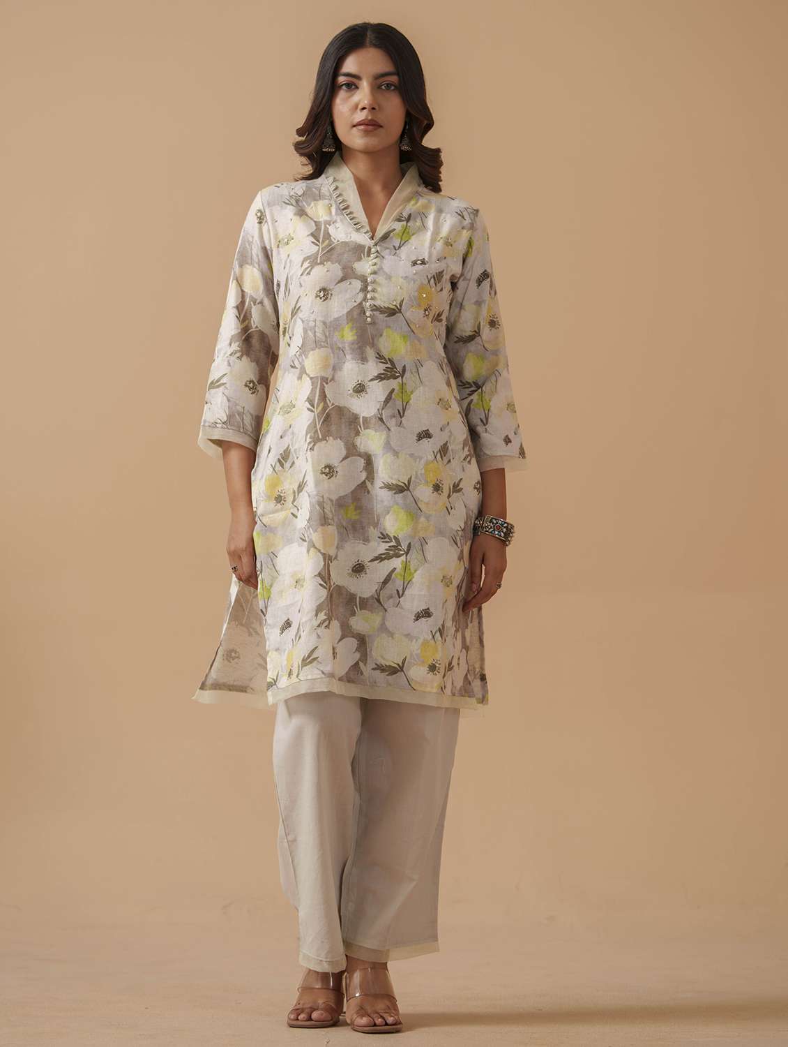 women floral three quarter sleeve kurta pant set