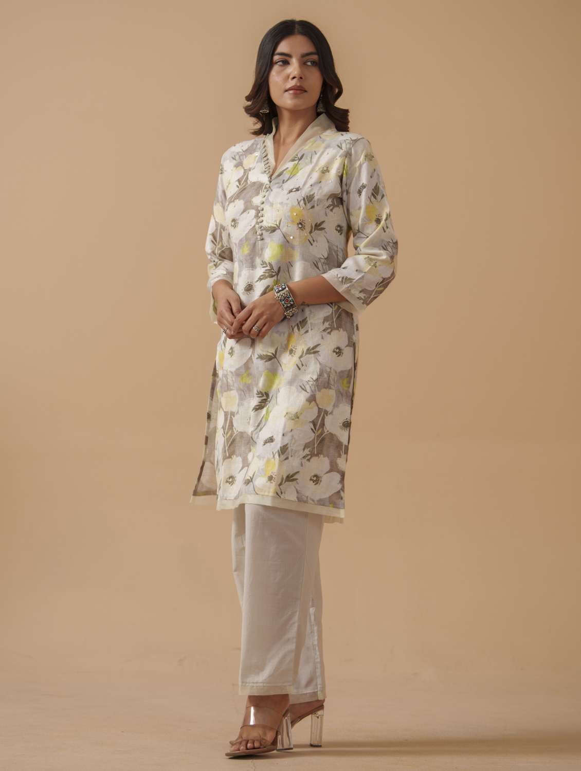 women floral three quarter sleeve kurta pant set - 22282208 -  Standard Image - 3