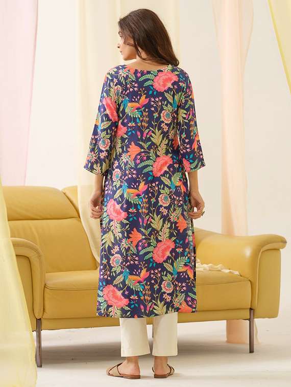 women floral three quarter sleeve straight kurta - 22282336 -  Standard Image - 3