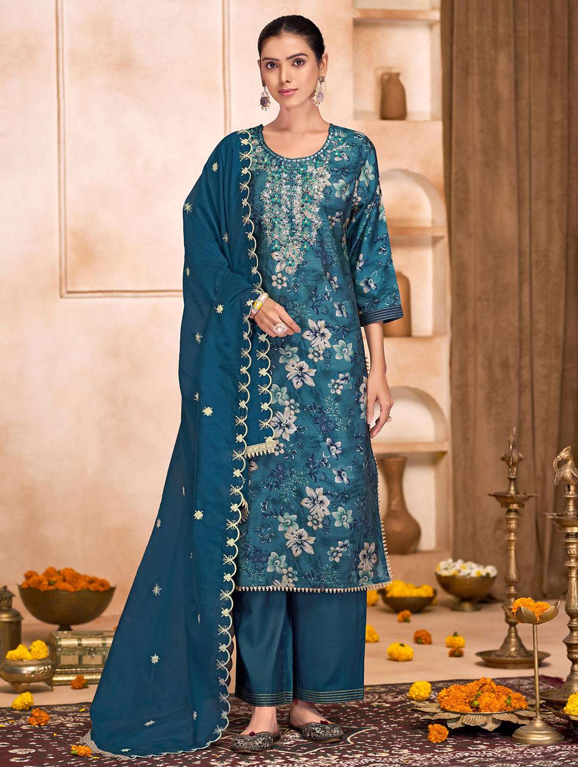 women floral three quarter sleeve kurta pant with dupatta set