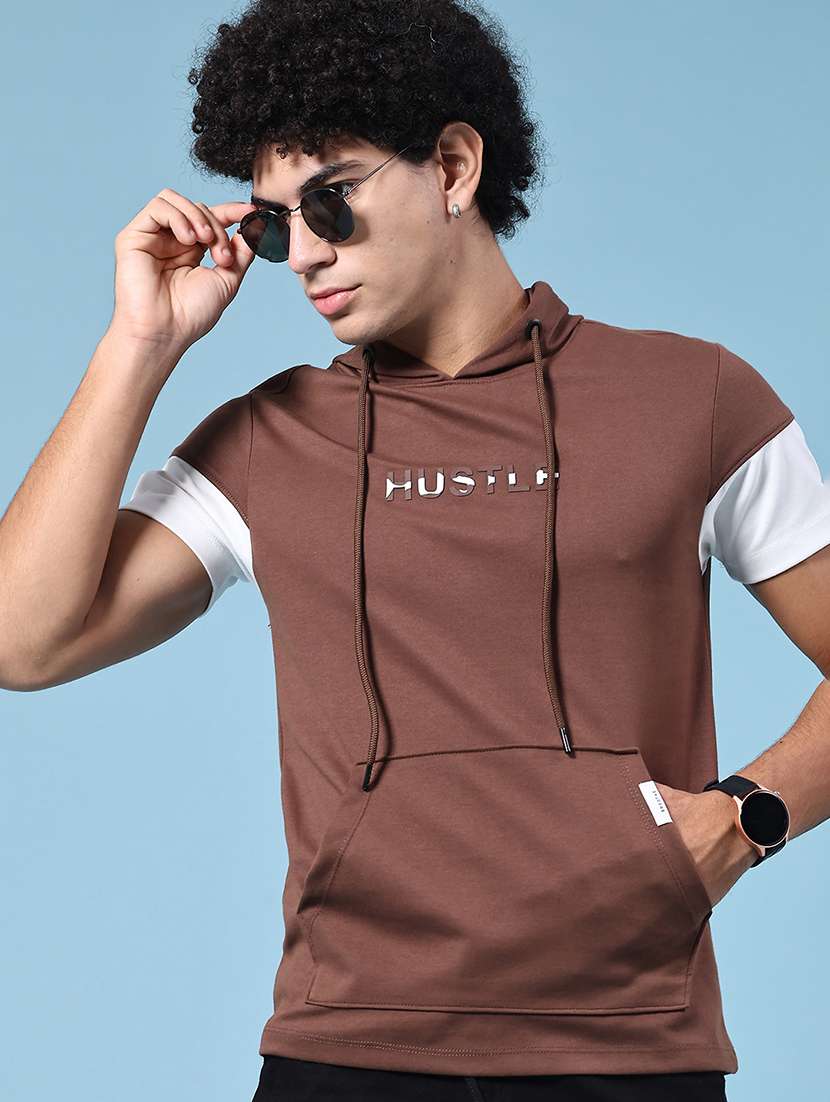 men brown cotton blend front print t-shirt