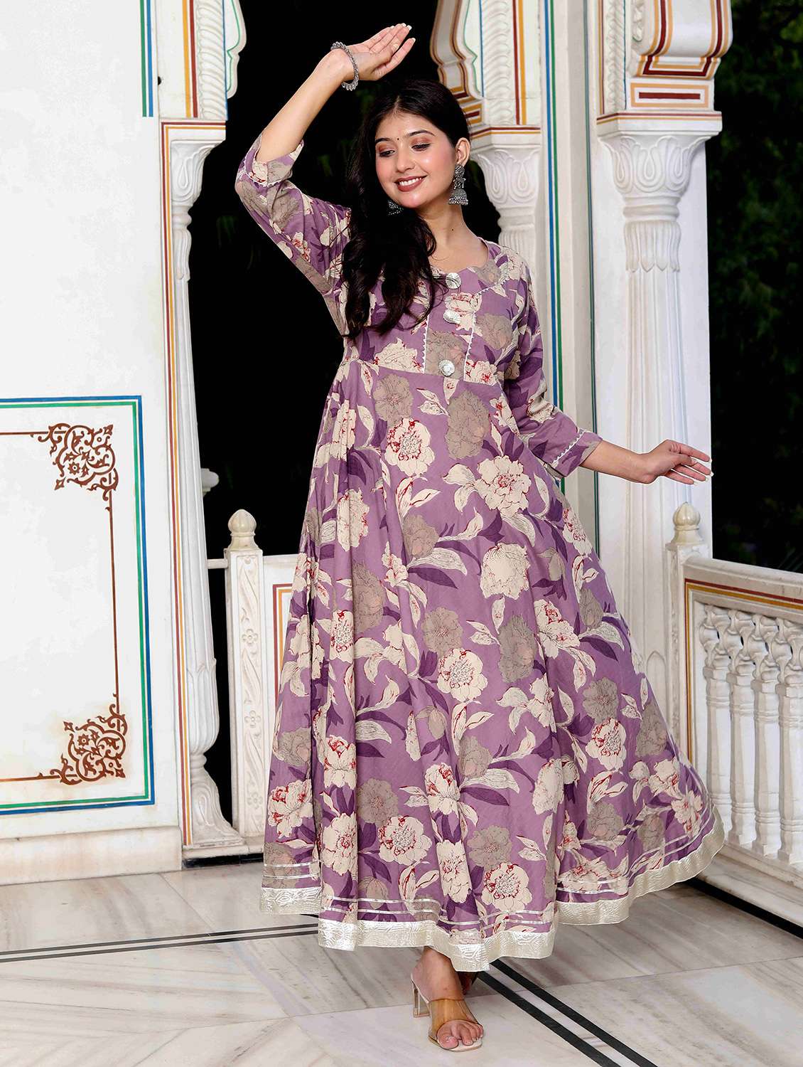 women printed three quarter sleeve anarkali kurta