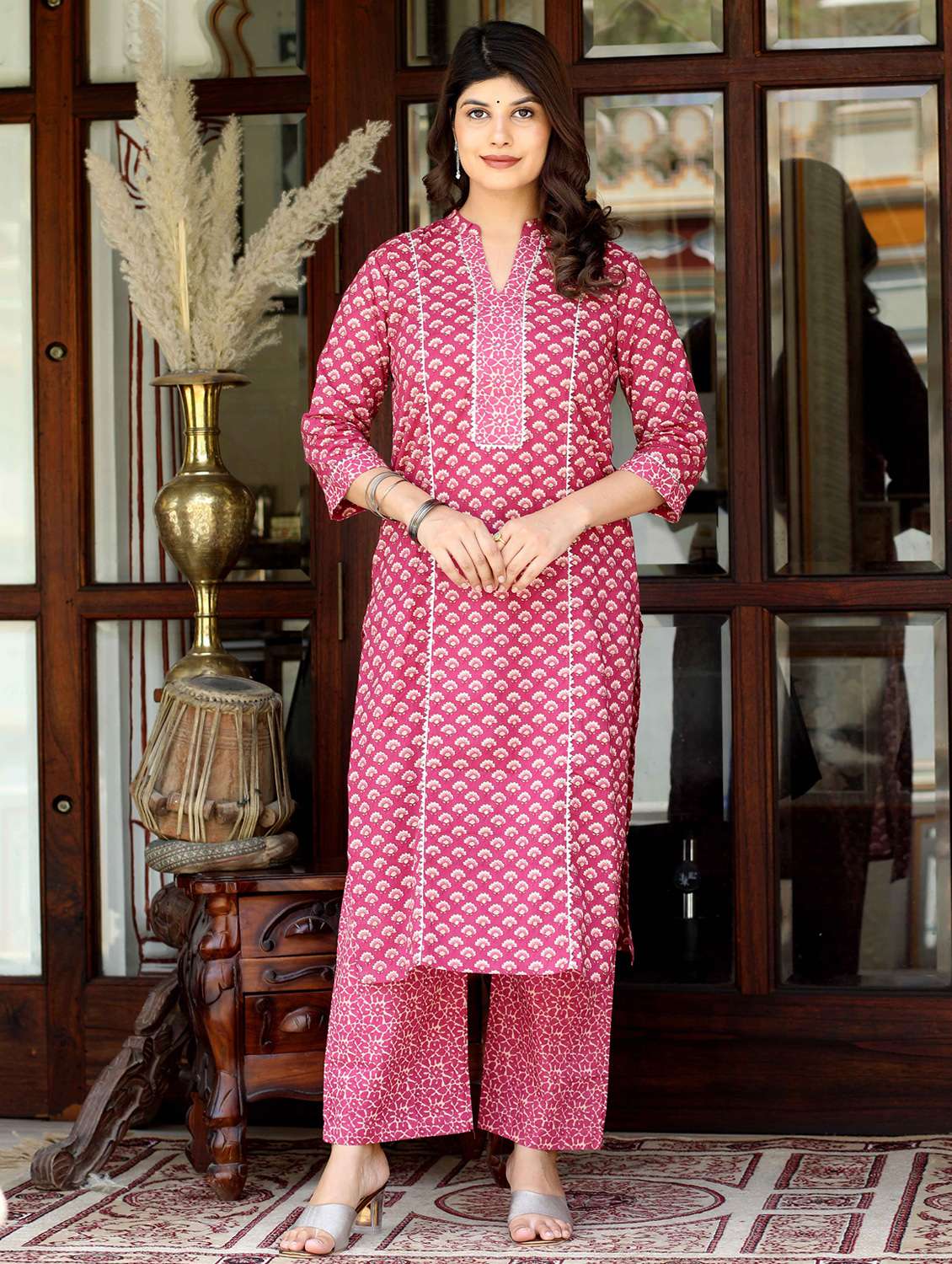 women floral printed three quarter sleeve kurta palazzo set