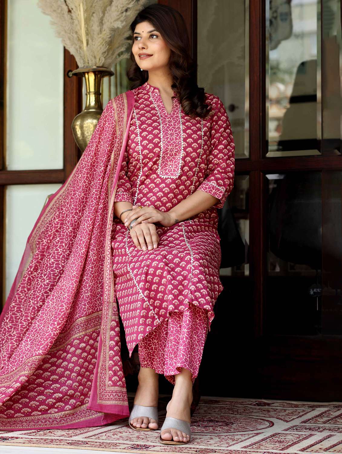 women printed three quarter sleeve kurta palazzo with dupatta set - 22285570 -  Standard Image - 3