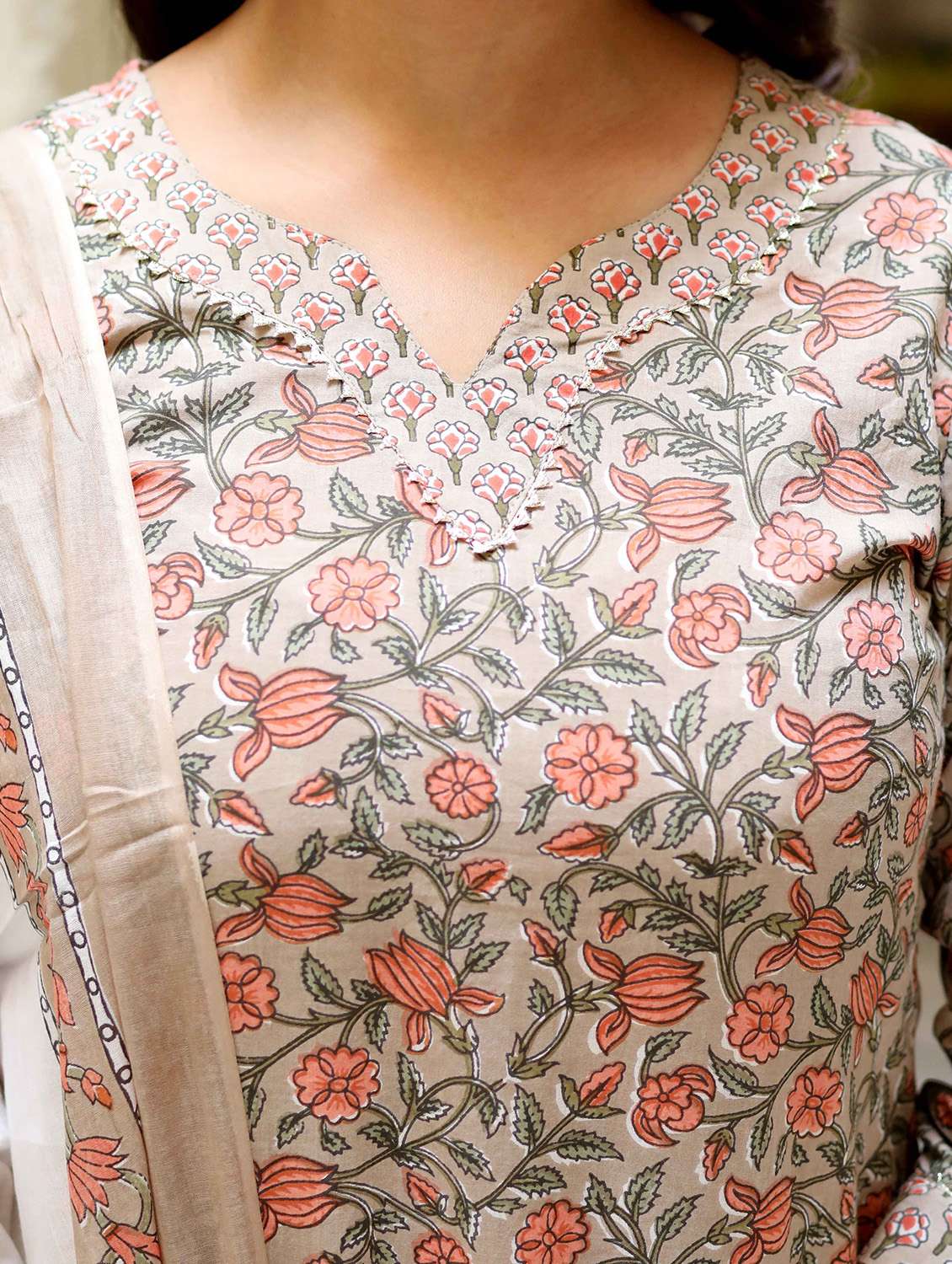 women printed three quarter sleeve kurta palazzo with dupatta set - 22285572 -  Standard Image - 5