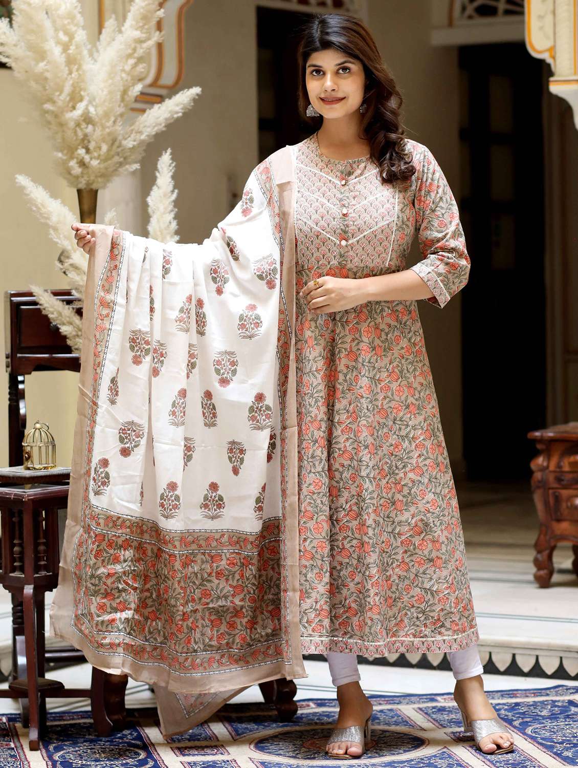 women printed three quarter sleeve kurta with dupatta set