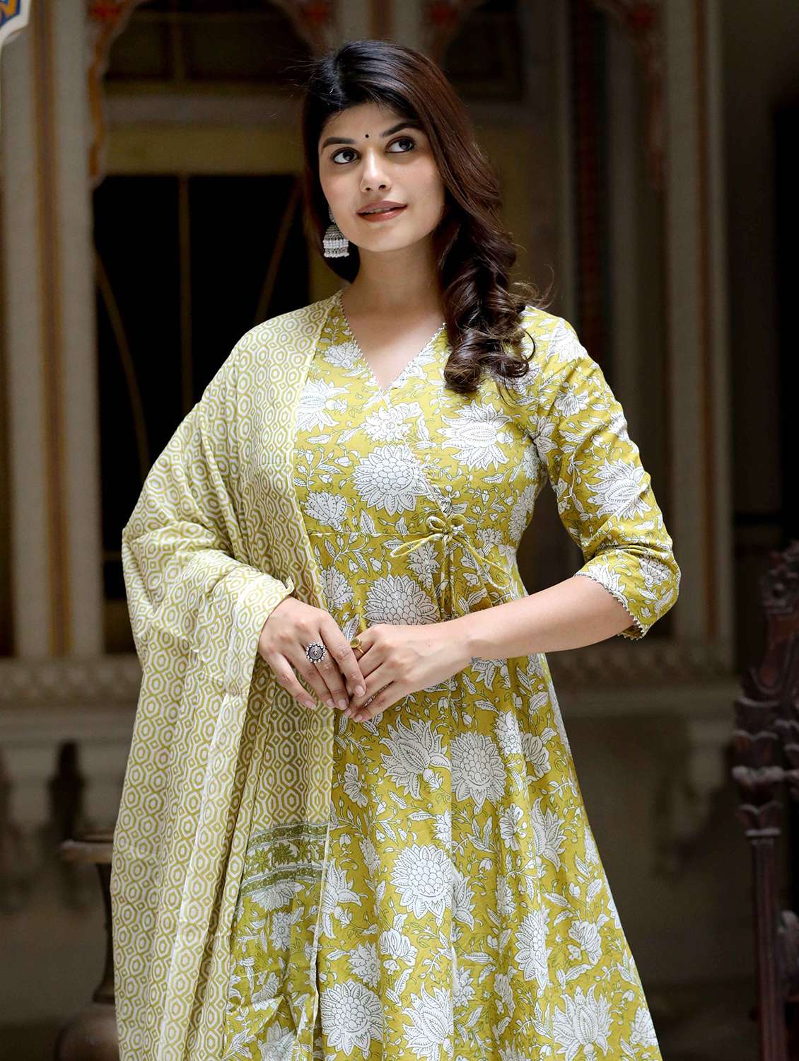women printed three quarter sleeve kurta with dupatta set - 22285591 -  Standard Image - 5