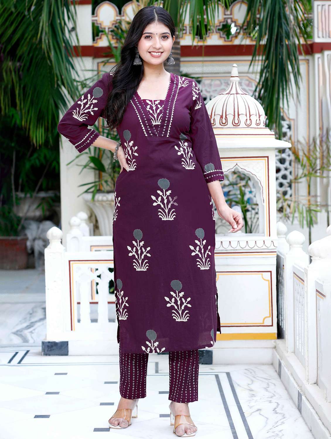 women printed three quarter sleeve kurta pant set