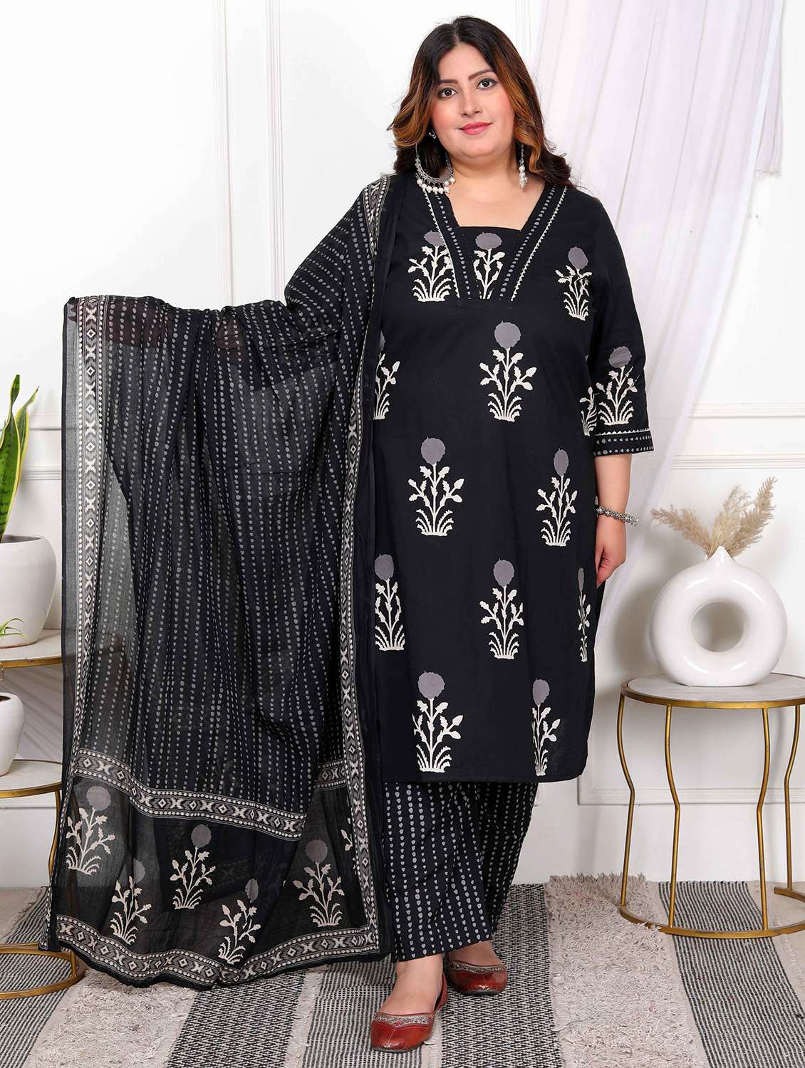 women plus size printed three quarter sleeve kurta pant with dupatta set
