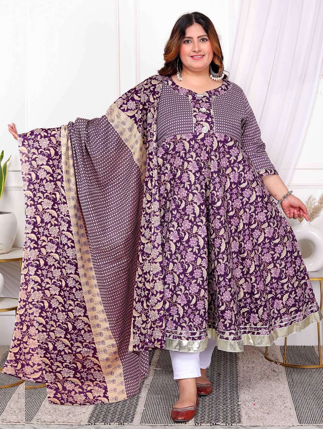 women plus size floral three quarter sleeve kurta with dupatta set