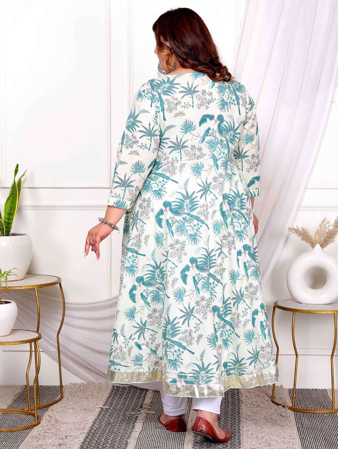 women plus size floral three quarter sleeve kurta with dupatta set - 22285651 -  Standard Image - 3