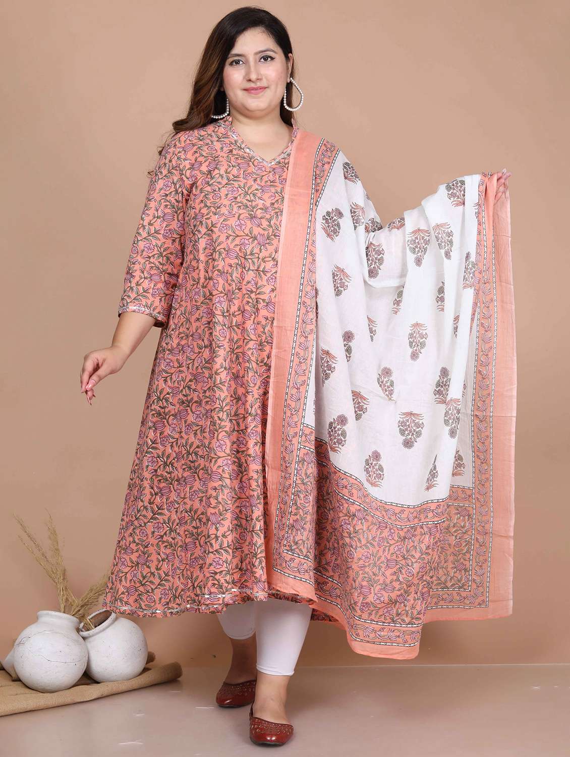 women plus size floral three quarter sleeve kurta with dupatta set