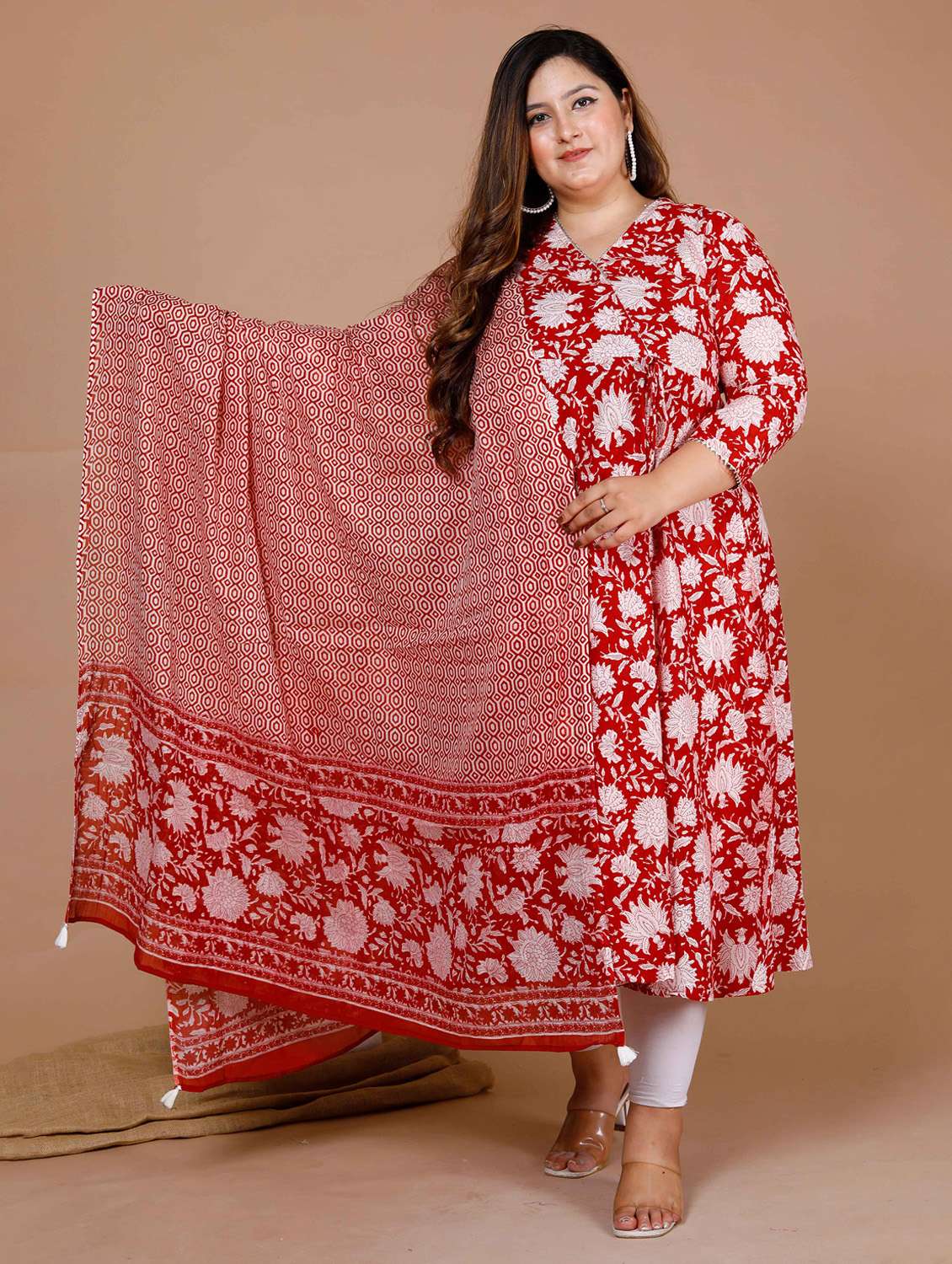women plus size floral three quarter sleeve kurta with dupatta set