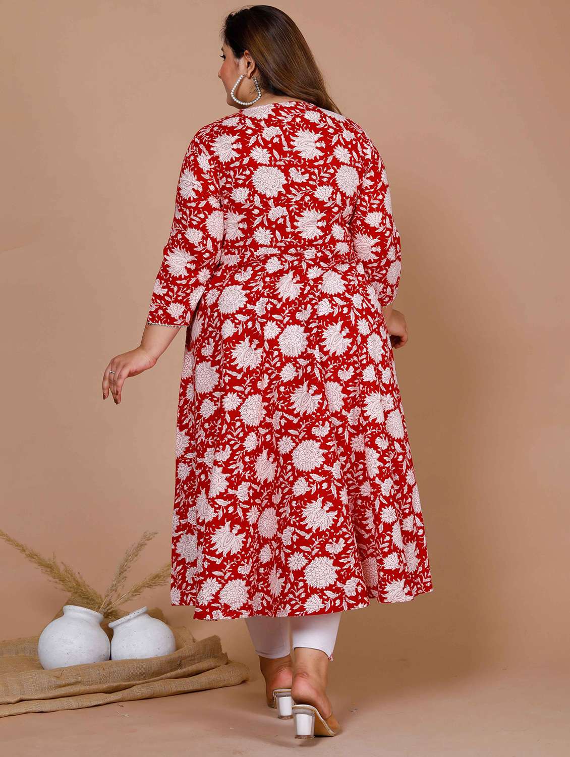 women plus size floral three quarter sleeve kurta with dupatta set - 22285660 -  Standard Image - 3