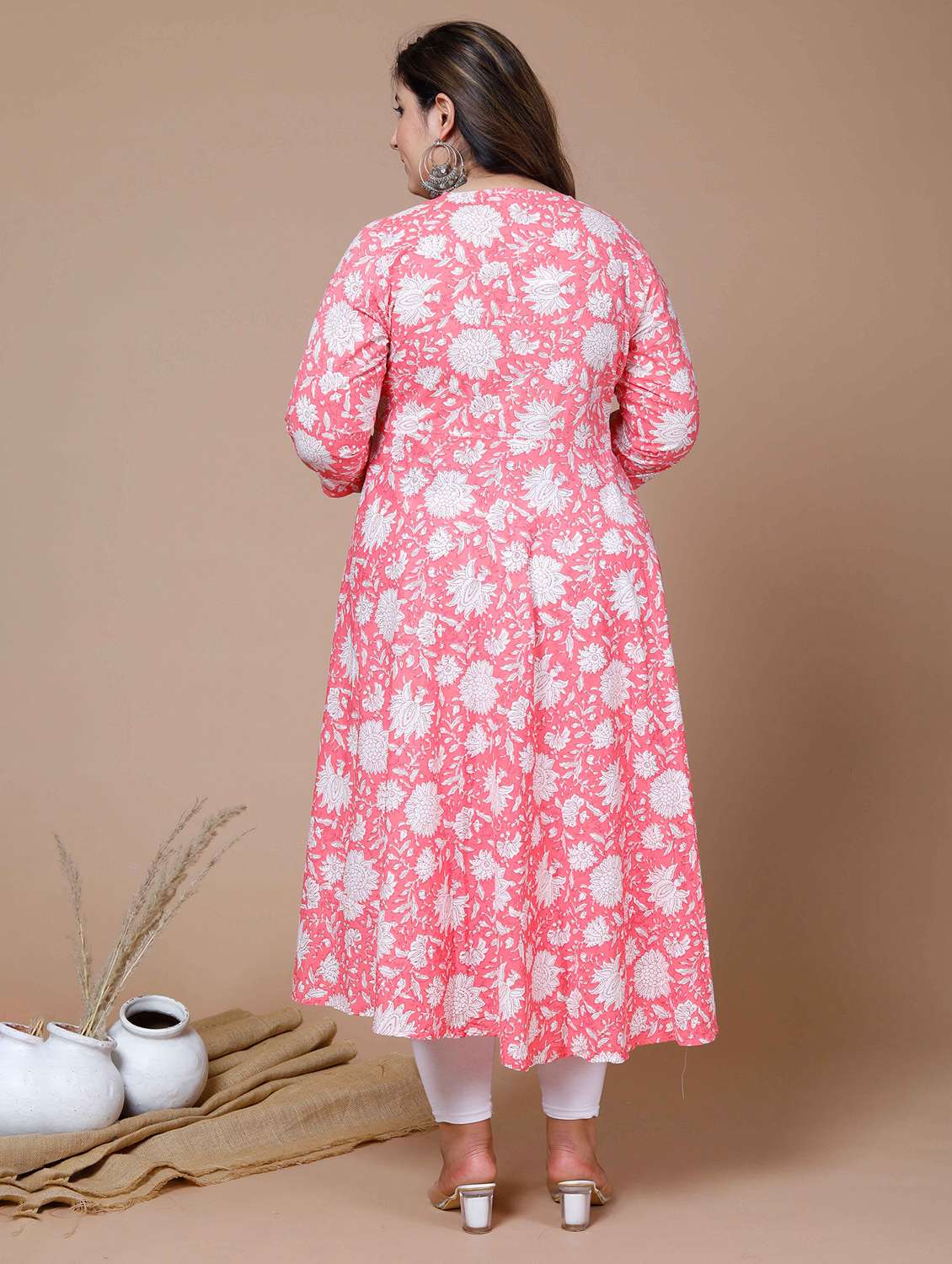 women plus size floral three quarter sleeve kurta with dupatta set - 22285662 -  Standard Image - 3