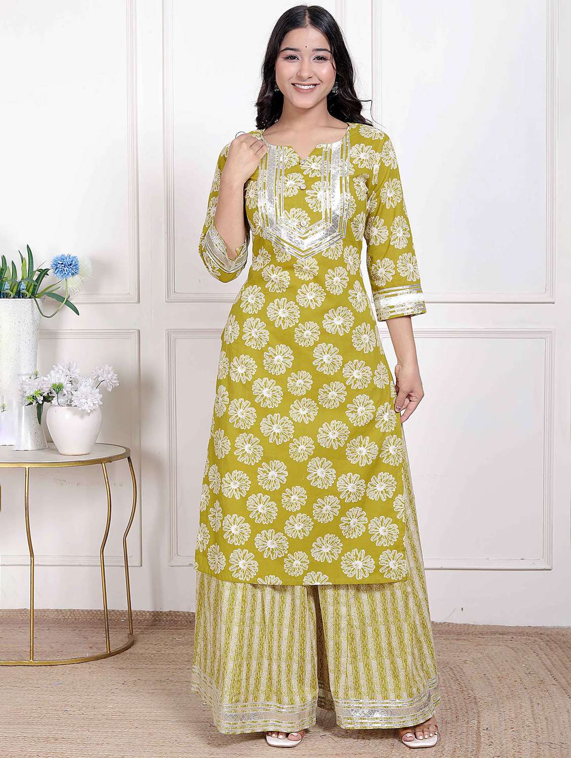 women floral three quarter sleeve kurta palazzo set