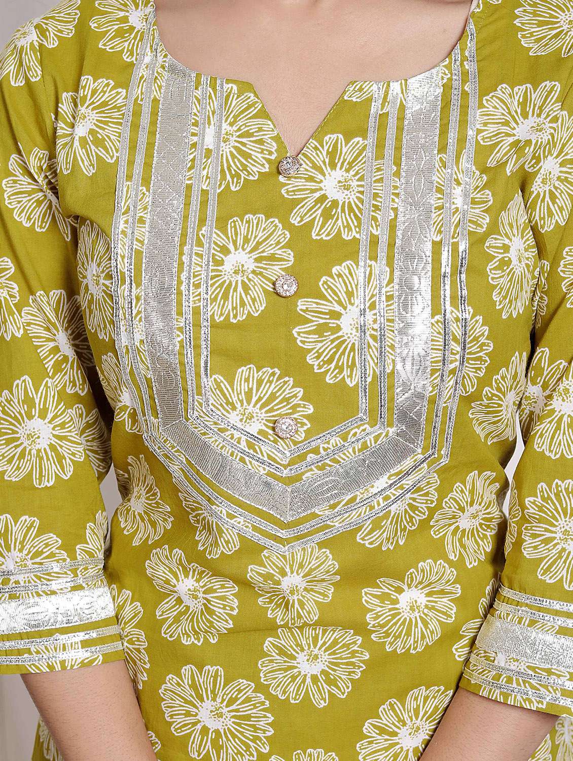 women floral three quarter sleeve kurta palazzo set - 22285671 -  Standard Image - 5
