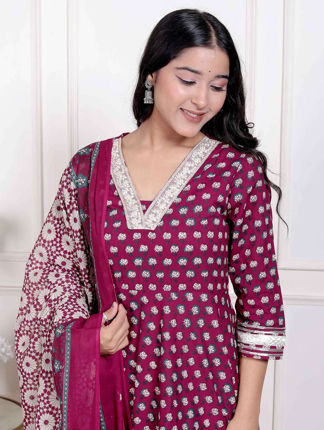 Women Floral Three Quarter Sleeve Kurta With Dupatta Set - 22285683 -  Standard Image - 5