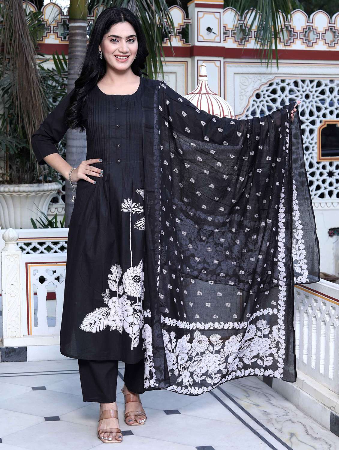 women floral three quarter sleeve kurta pant with dupatta set