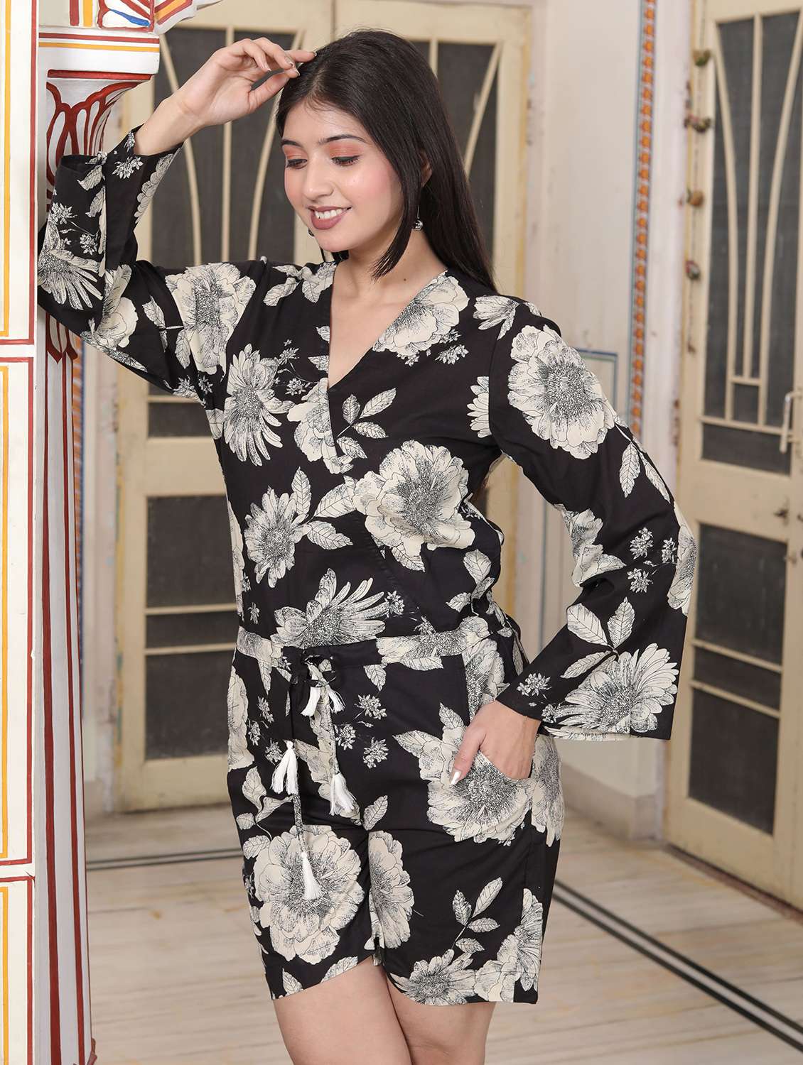 women floral print bell sleeve romper - 22285724 -  Standard Image - 3