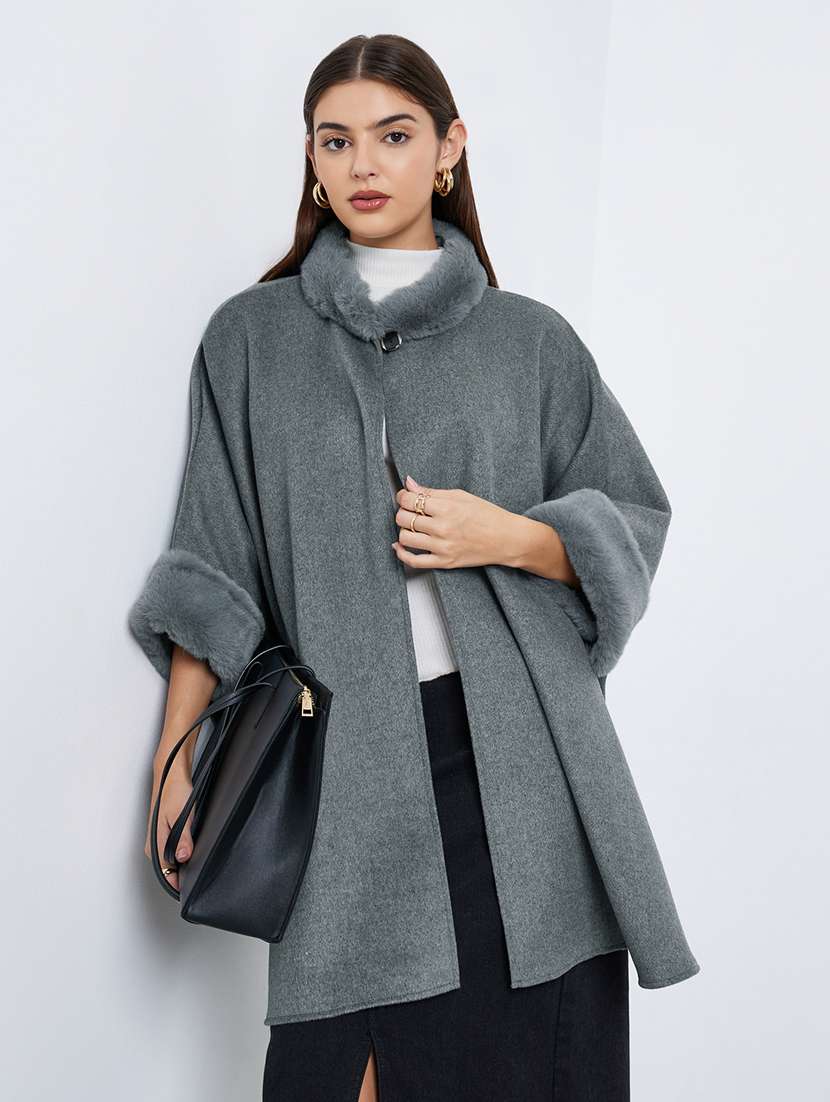 women solid fur detailed long cape