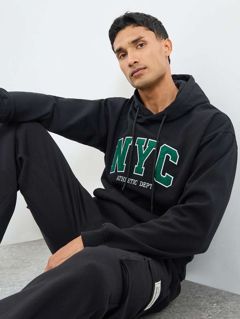 men typographic long sleeve regular fit sweatshirt