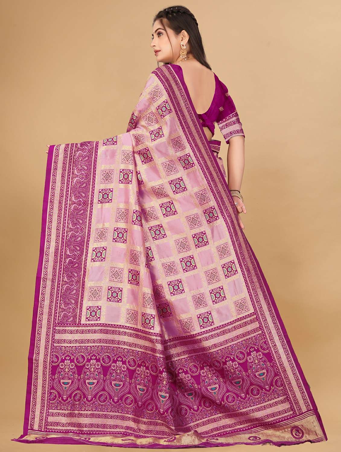 women self design banarasi saree with blouse - 22285911 -  Standard Image - 3