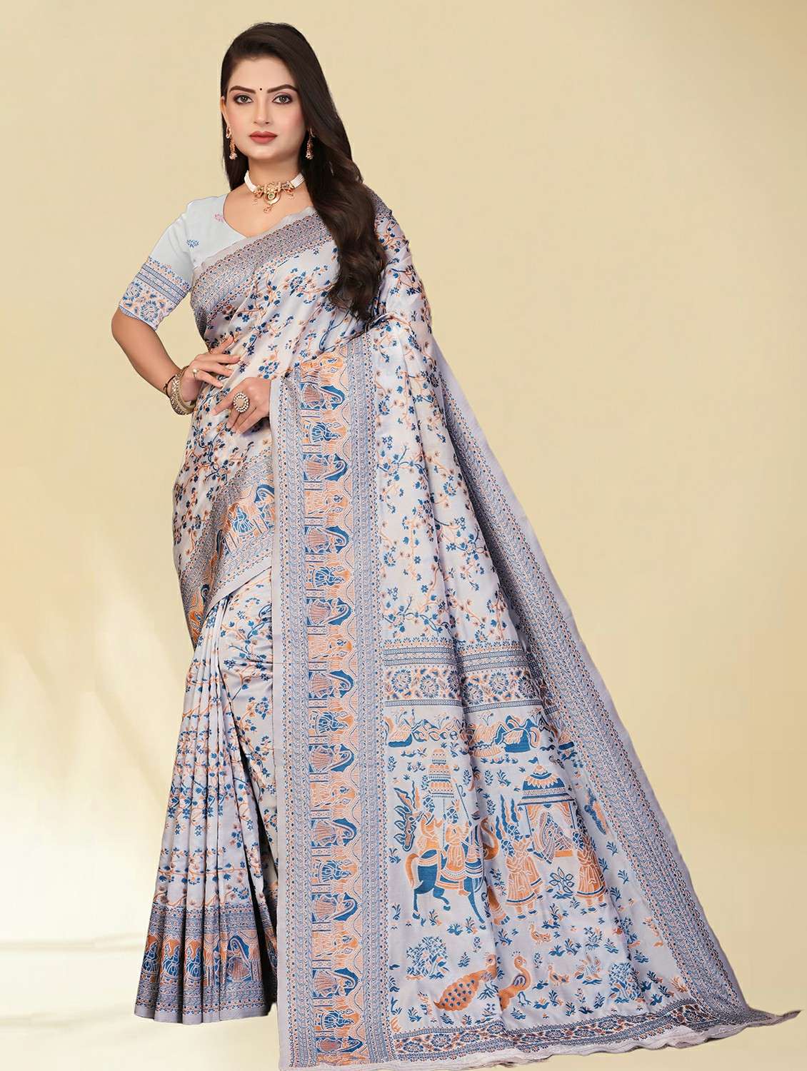 women self design banarasi saree with blouse