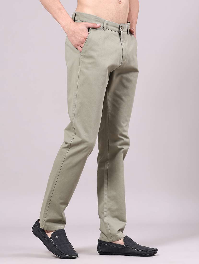 men solid mid rise chinos casual trouser
