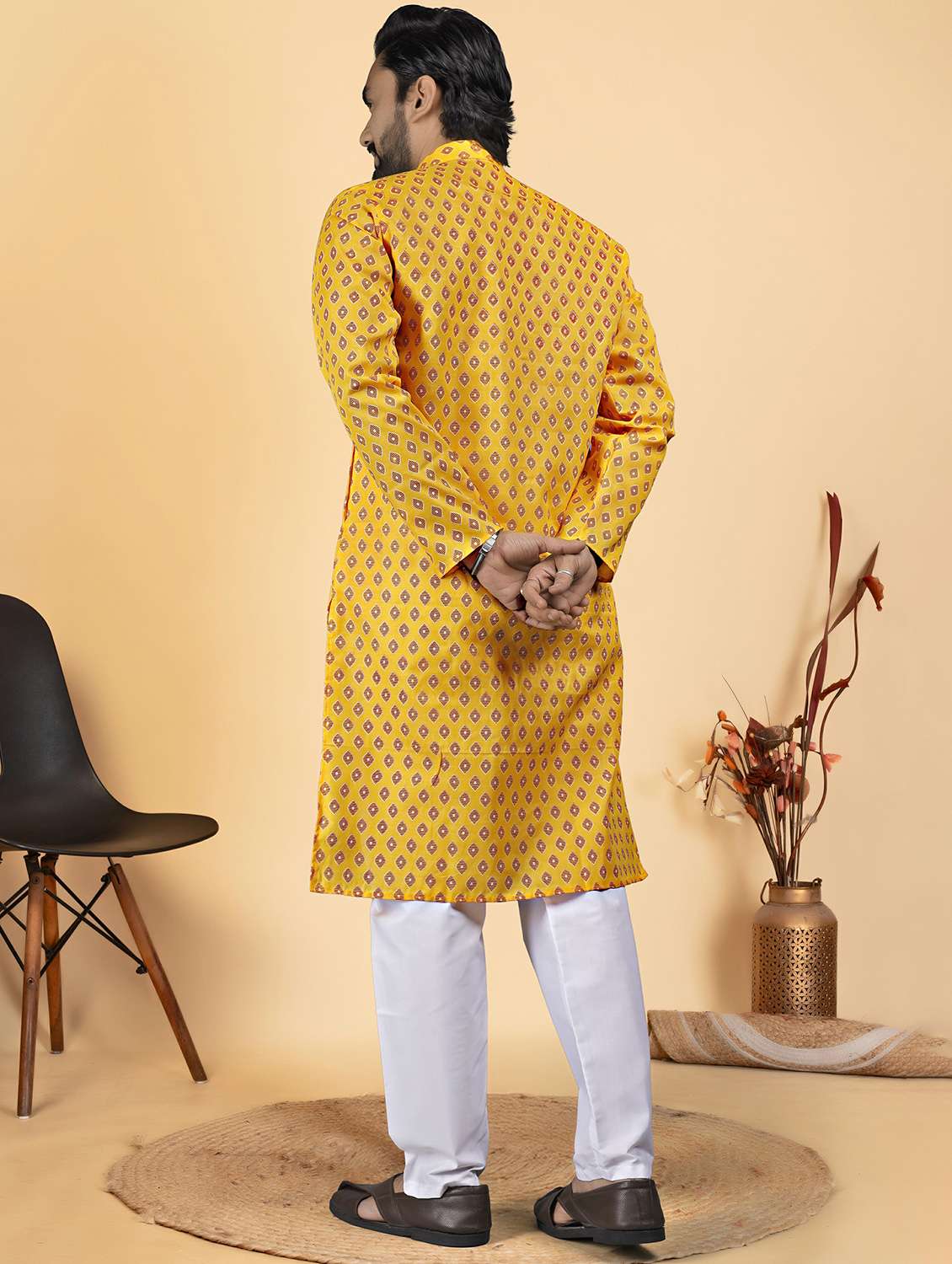 men printed mandarin neck long kurta - 22286447 -  Standard Image - 3