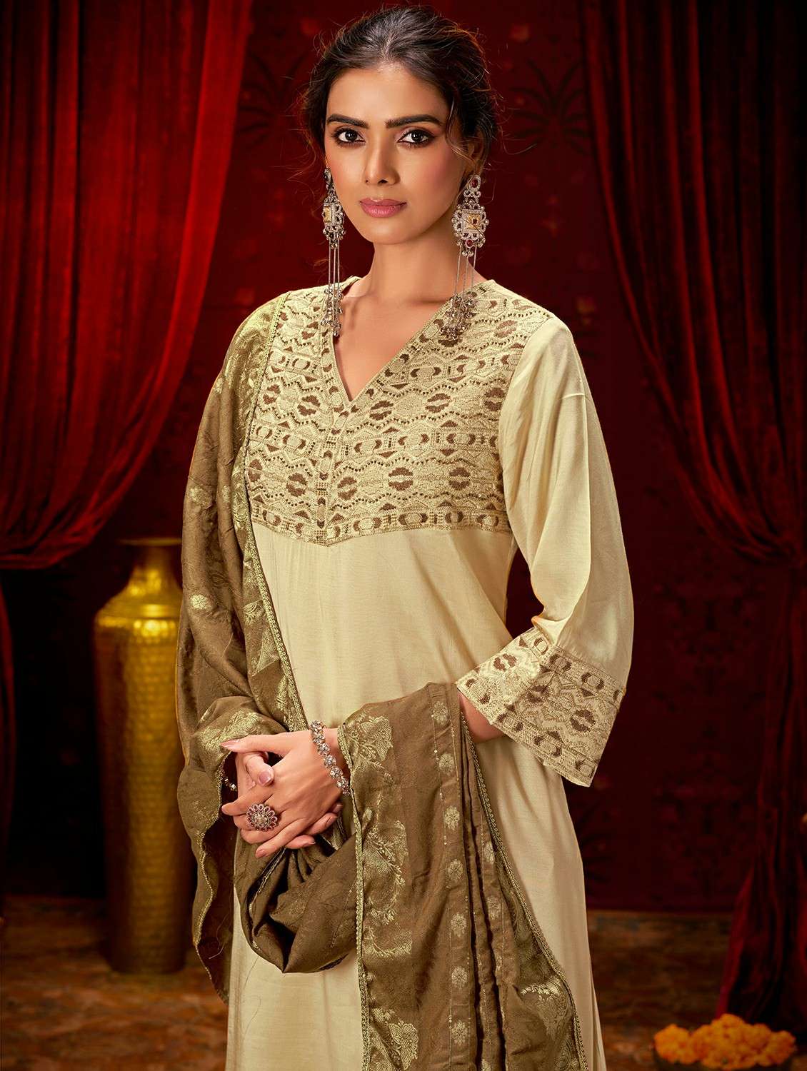 women solid with work three quarter sleeve kurta pant with dupatta set - 22286468 -  Standard Image - 3