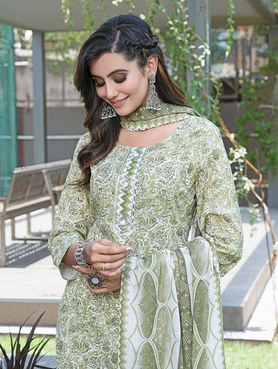 women printed three quarter sleeve kurta pant with dupatta set - 22286472 -  Standard Image - 5