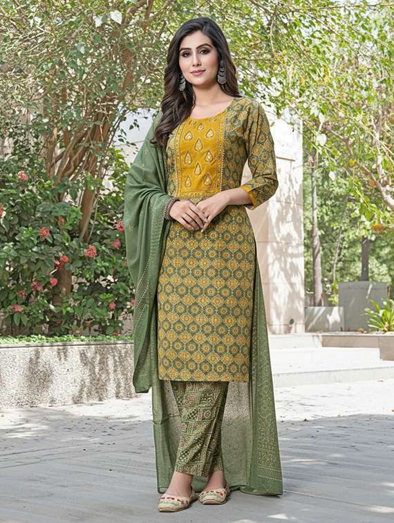 women printed three quarter sleeve kurta pant with dupatta set