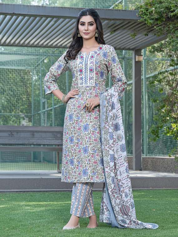 women printed three quarter sleeve kurta pant with dupatta set