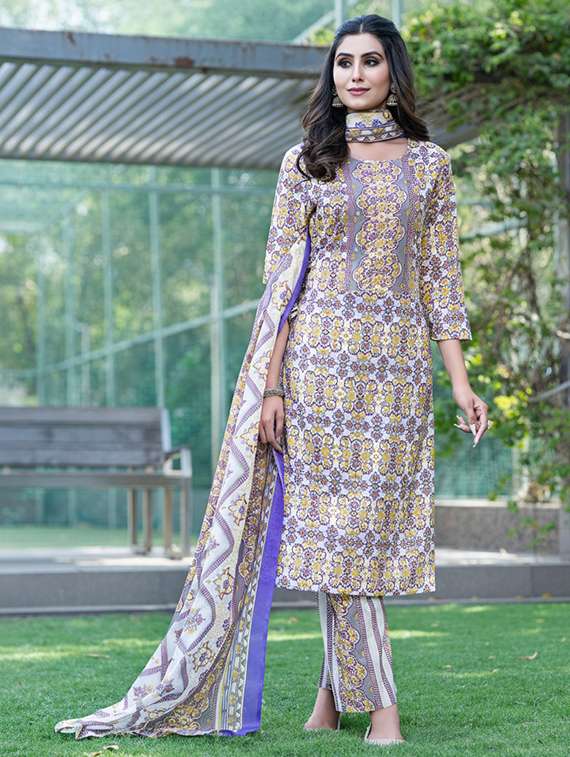 women printed three quarter sleeve kurta pant with dupatta set - 22286486 -  Standard Image - 3