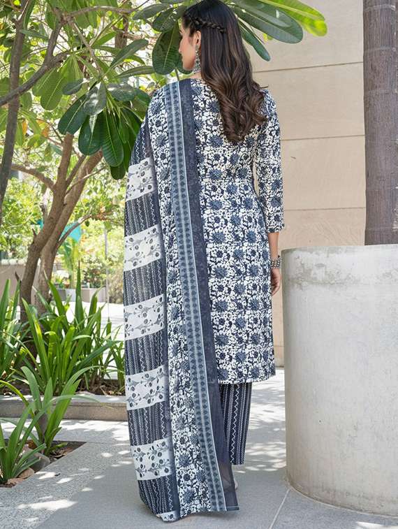 women printed three quarter sleeve kurta pant with dupatta set - 22286487 -  Standard Image - 3