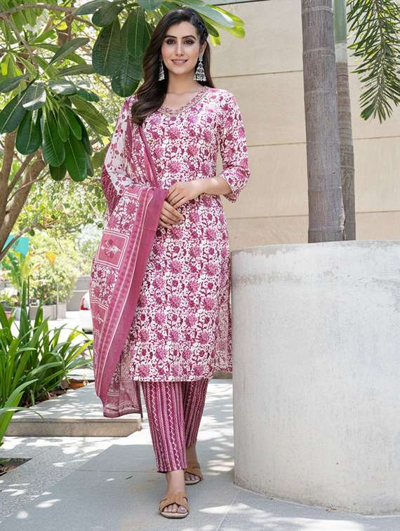 women printed three quarter sleeve kurta pant with dupatta set