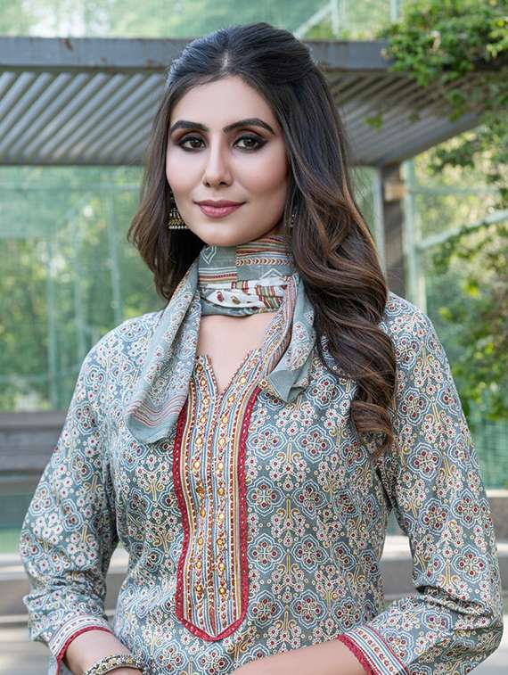 women printed three quarter sleeve kurta pant with dupatta set - 22286491 -  Standard Image - 5