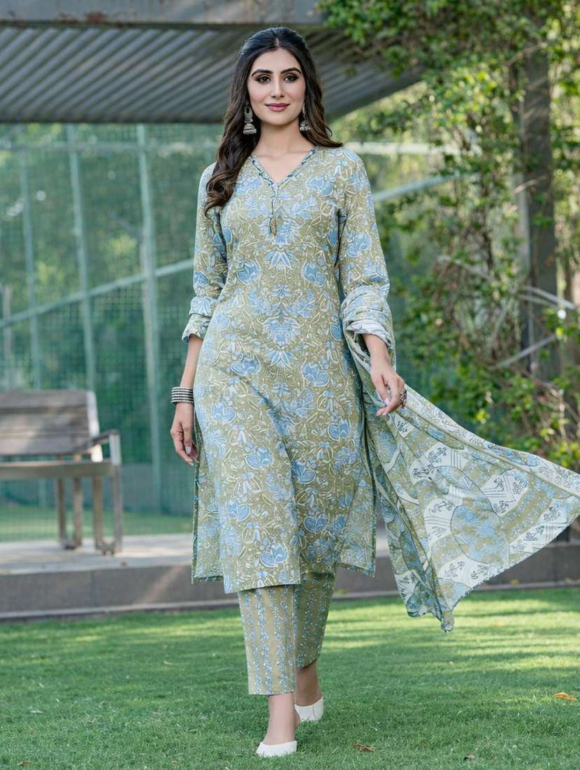 women printed three quarter sleeve kurta pant with dupatta set