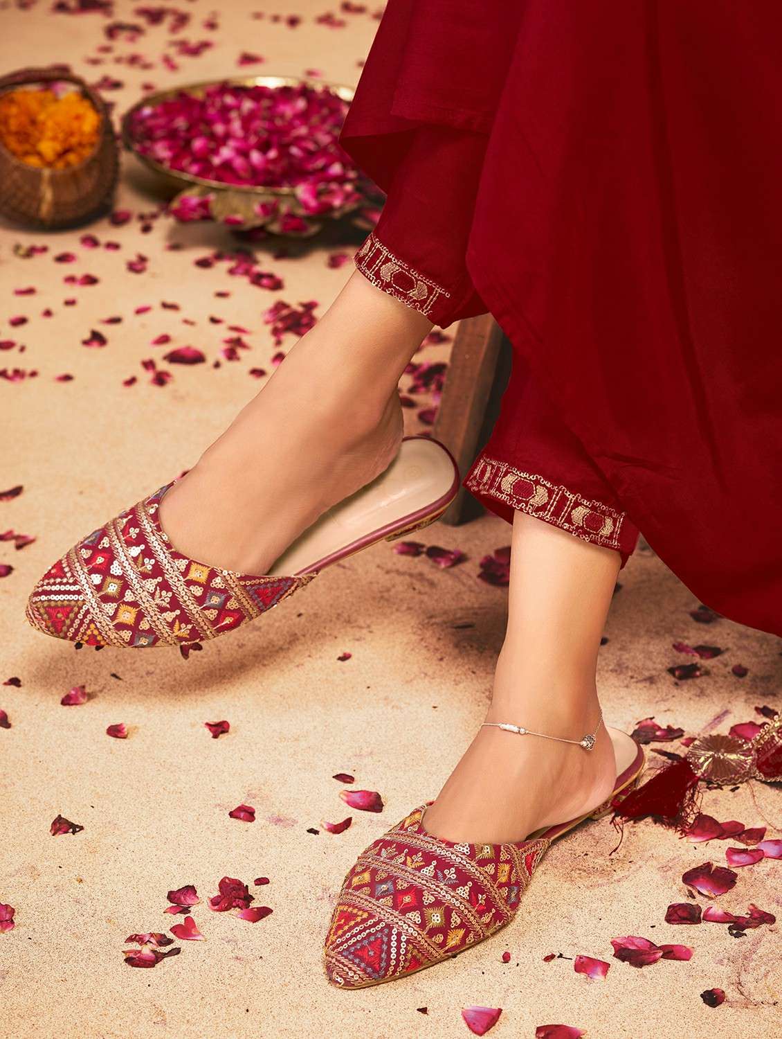 women solid with work three quarter sleeve kurta pant with dupatta set - 22286505 -  Standard Image - 5