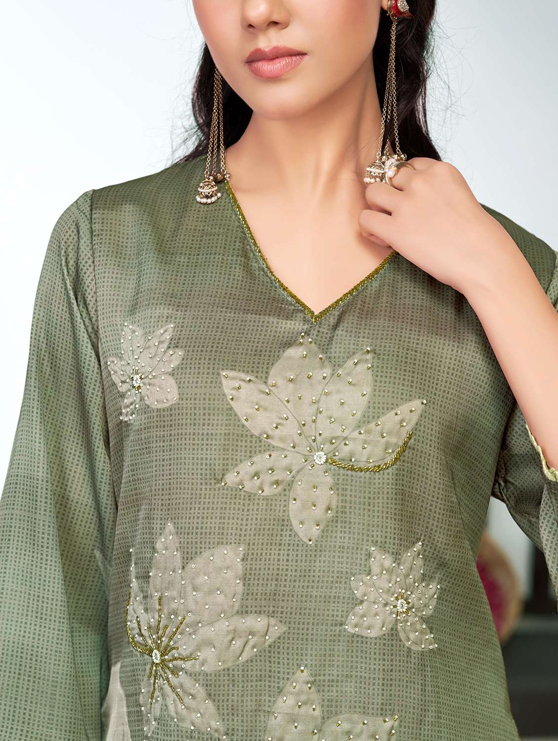 women floral three quarter sleeve kurta palazzo with dupatta set - 22286514 -  Standard Image - 5