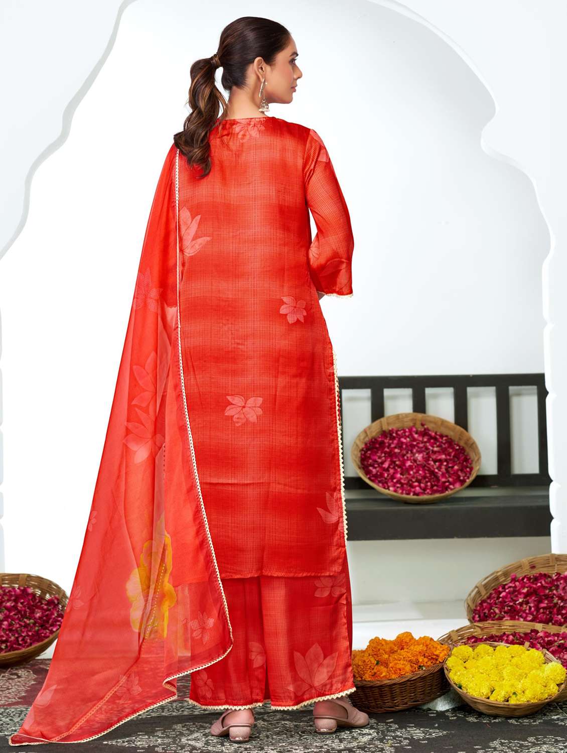 women floral three quarter sleeve kurta palazzo with dupatta set - 22286515 -  Standard Image - 3