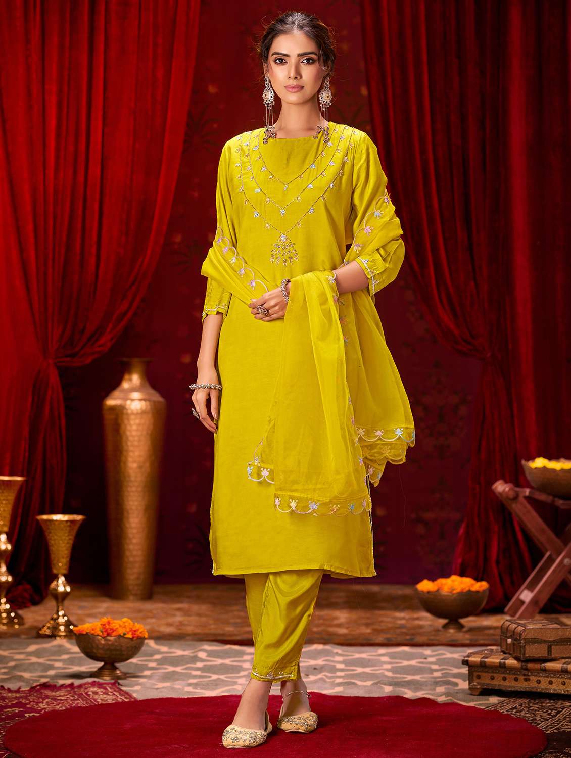 women solid with work three quarter sleeve kurta pant with dupatta set