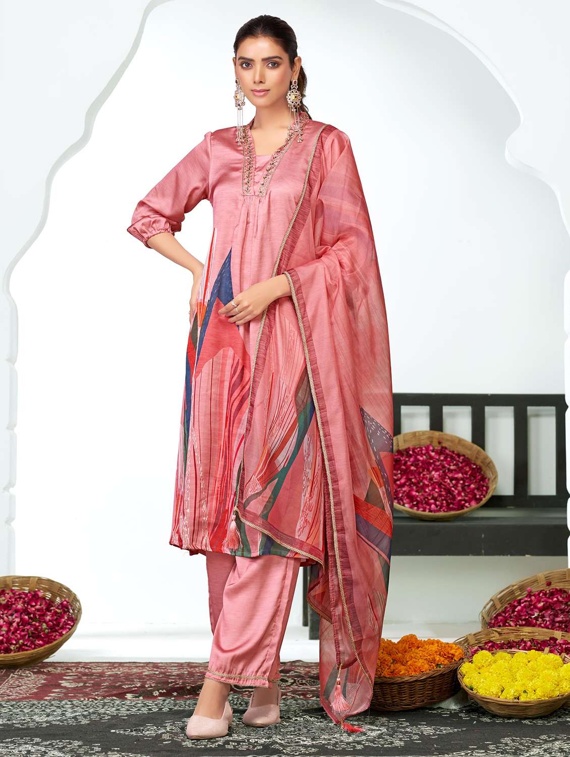 women printed three quarter sleeve kurta pant with dupatta set