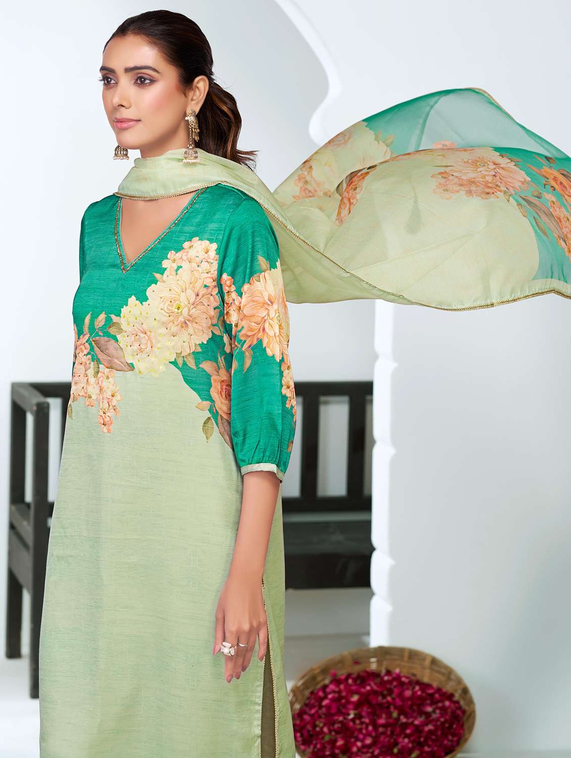 women floral three quarter sleeve kurta pant with dupatta set - 22286543 -  Standard Image - 3